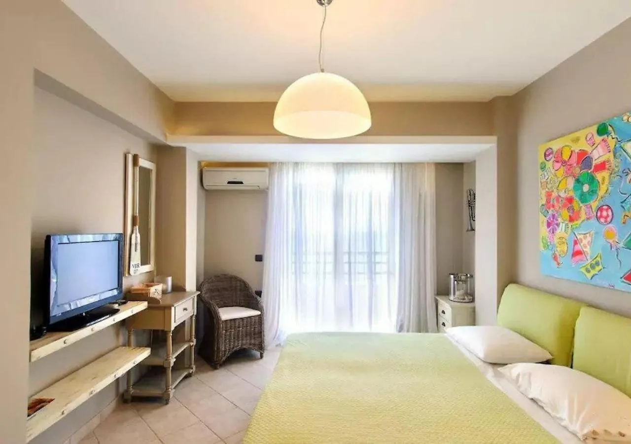 시비리 Efi'S House Sea View Elani 빌라